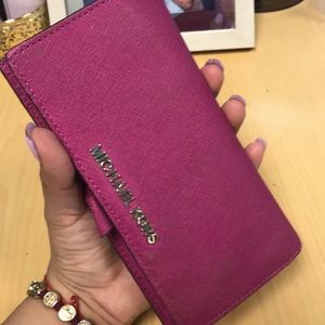 Michael Kors Wallet Fuschia